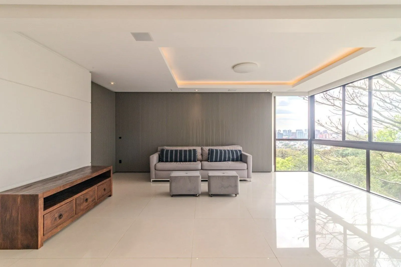 Imagem Alto Padrão no TERRAZAS: 4 Suítes, 312m² e Vista Incrível para a Natureza