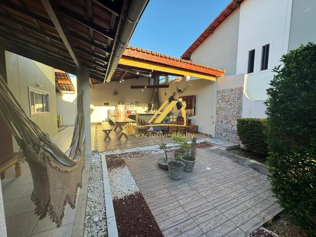 Imagem Casa RESIDENCIAL em Lauro de Freitas - Bahia, Buraquinho