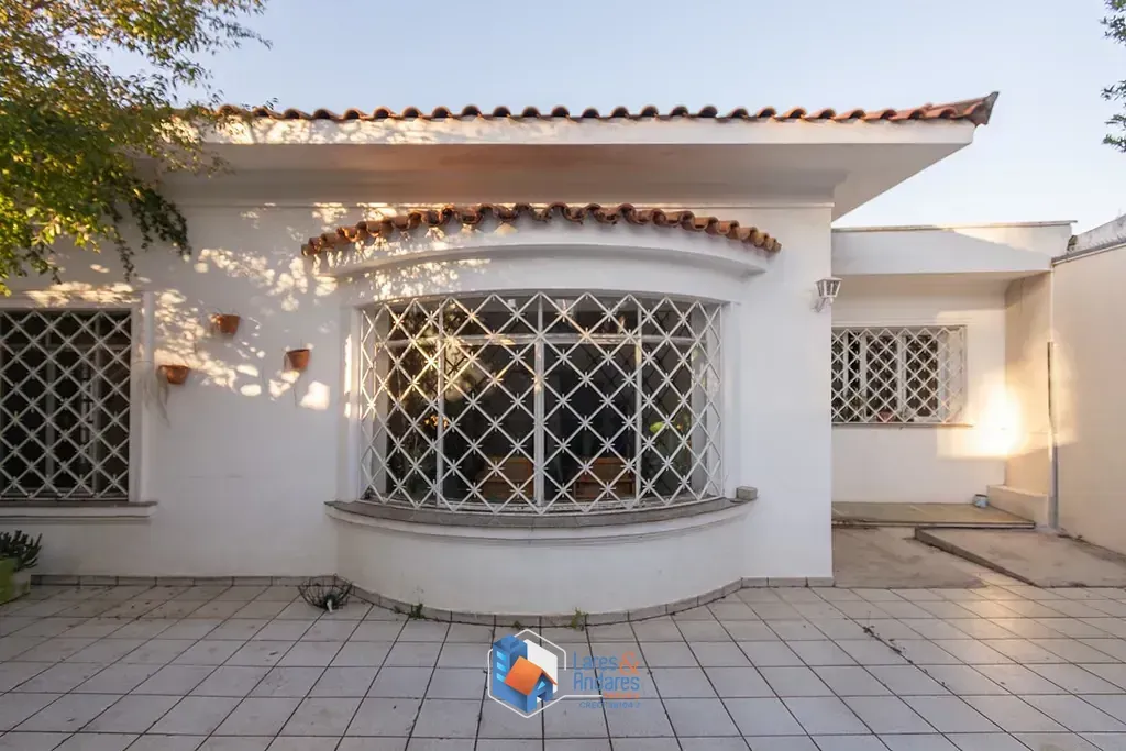 Foto do imóvel Casa à venda 4 Quartos 2 Suites 3 Vagas 253M² Sumaré São Paulo - SP em Rua Pombal