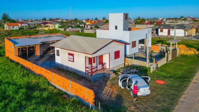 Casa à venda na Zona Sul do Rincão, 2 quartos, 1 sala, 1 banheiro. BR318