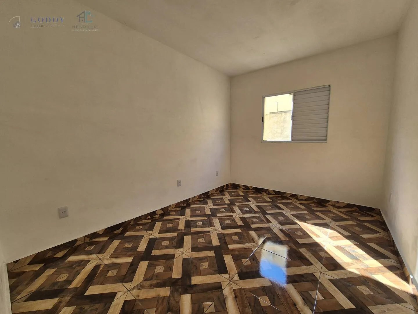 Imagem Casa Térrea com 3 Dormitórios sendo 1 suite em Condomínio Fechado