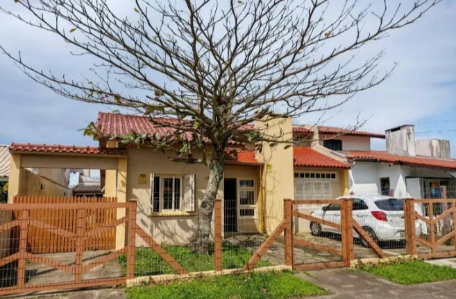 Imagem Casa com 3 Quartos à Venda, 100 m² em Capão Novo - Capão da Canoa