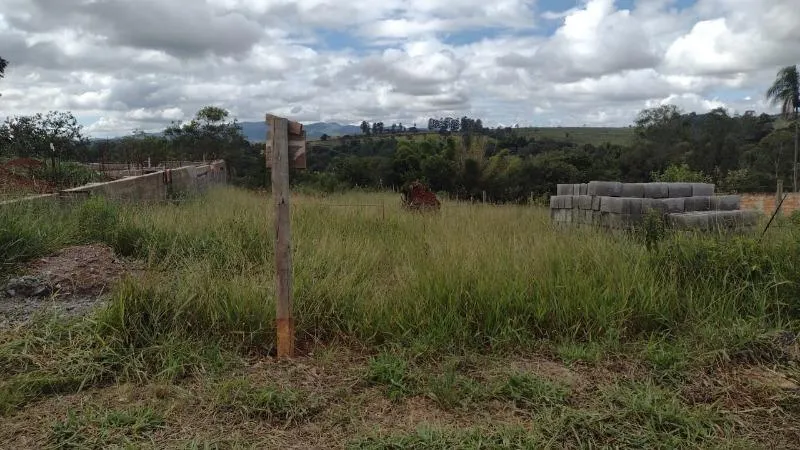 Imagem Vendo Sítio em Lagoa Dourada / MG , com 12.500 m² de área.