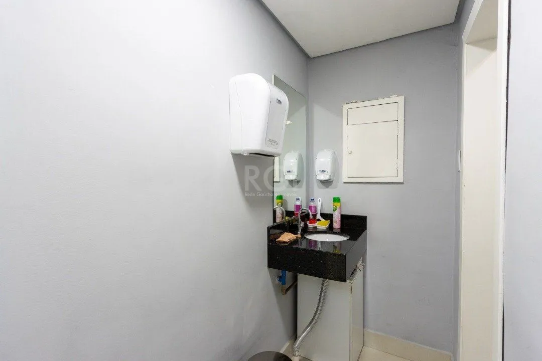 Imagem Sala em andar inteiro com 157,44 privativos