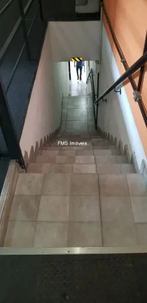 Imagem Galpão comercial à venda na Vila Fachini, São Paulo-SP - 4 salas, 6 banheiros, 4 vagas, 510 m².