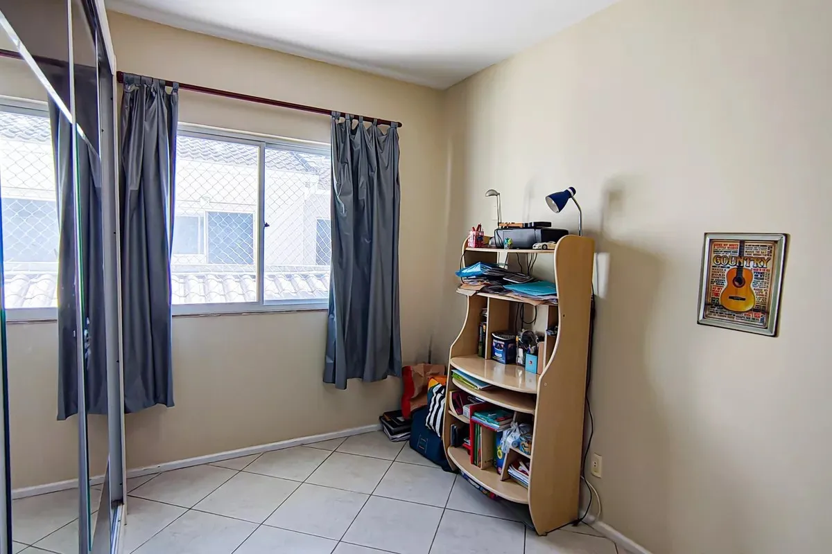 Imagem Casa em Condomínio para Venda, Jacarepaguá, 3 dormitórios, 1 suíte, 2 banheiros, 2 vagas