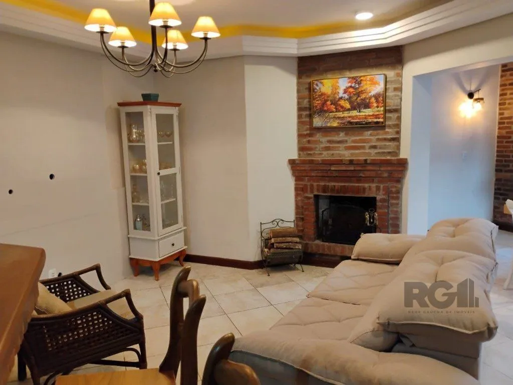 Imagem Casa em condomínio de 166m², 3 suítes 1 vaga do bairro Jardim Isabel