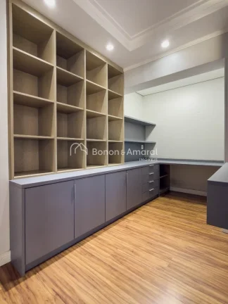 Imagem Lindo apartamento, com uma vista privilegiada. 

Com três suítes, living integrado à cozinha amer...