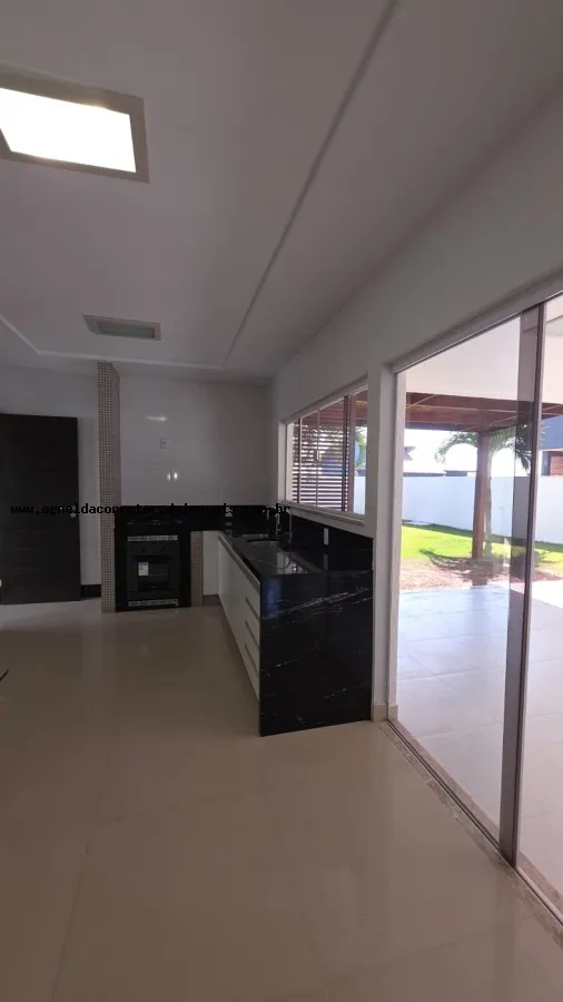 Imagem Casa em Condomínio para Venda em Parnamirim, Pium (Distrito Litoral), 4 dormitórios, 3 suítes, 4 banheiros, 4 vagas