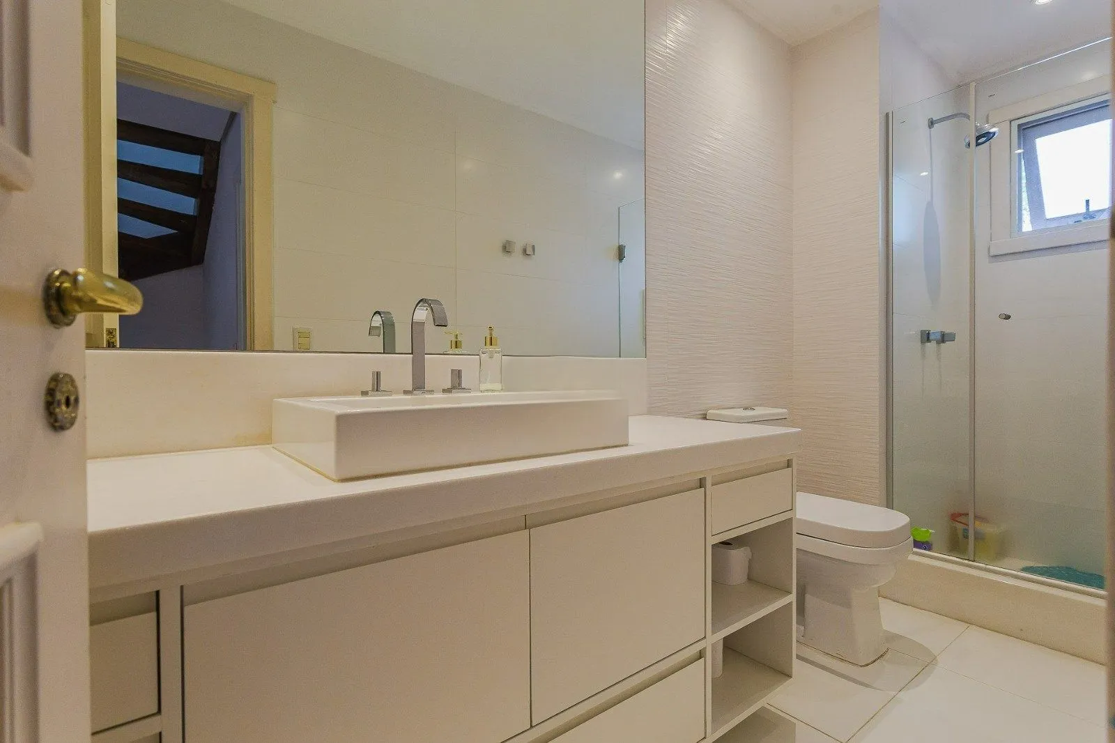 Imagem Casa de 3 dormitorios em condomínio no bairro Boa Vista