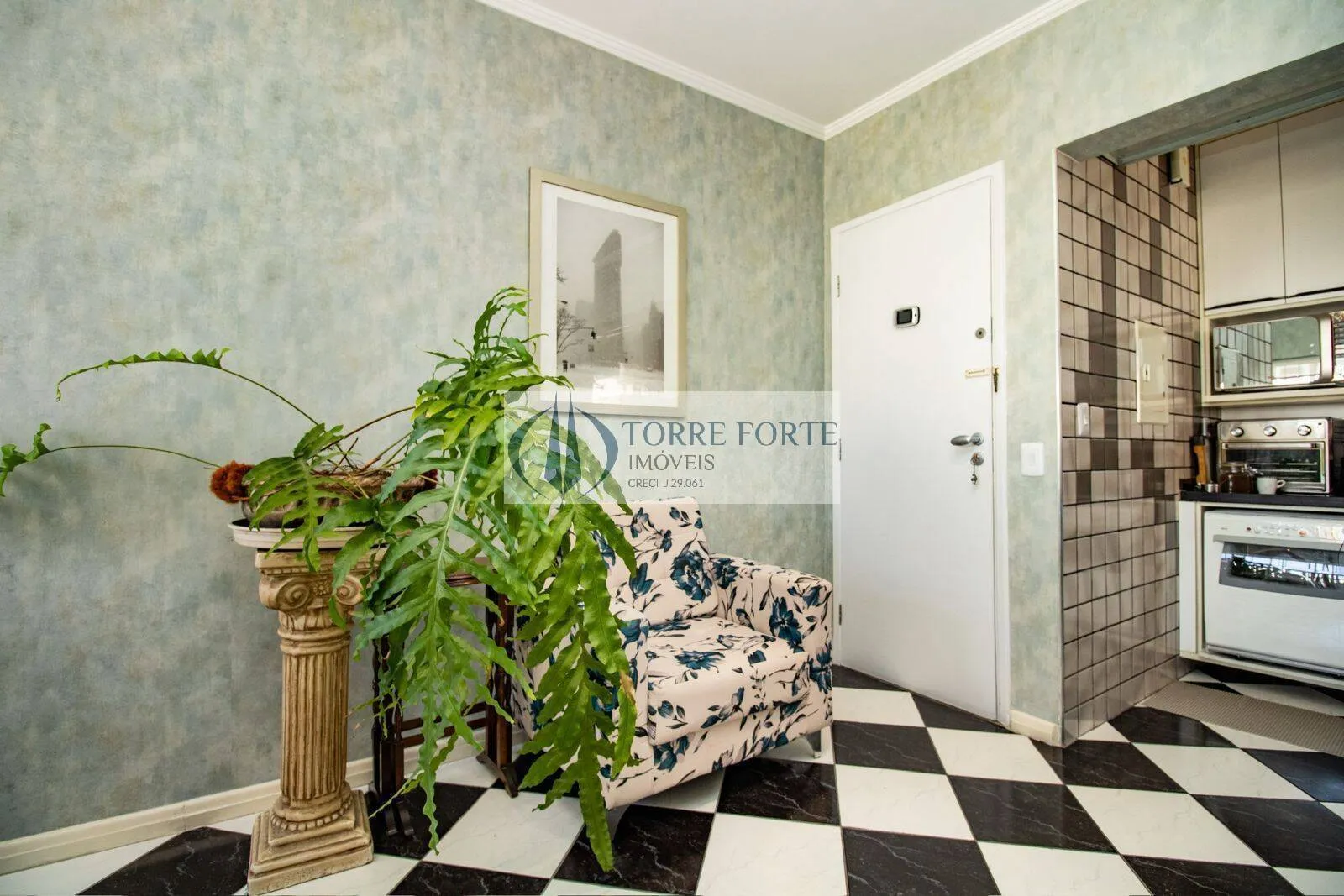 Imagem Lindo apartamento reformado com 62 M², 2 dorms. 1 vaga de garagem em Moema