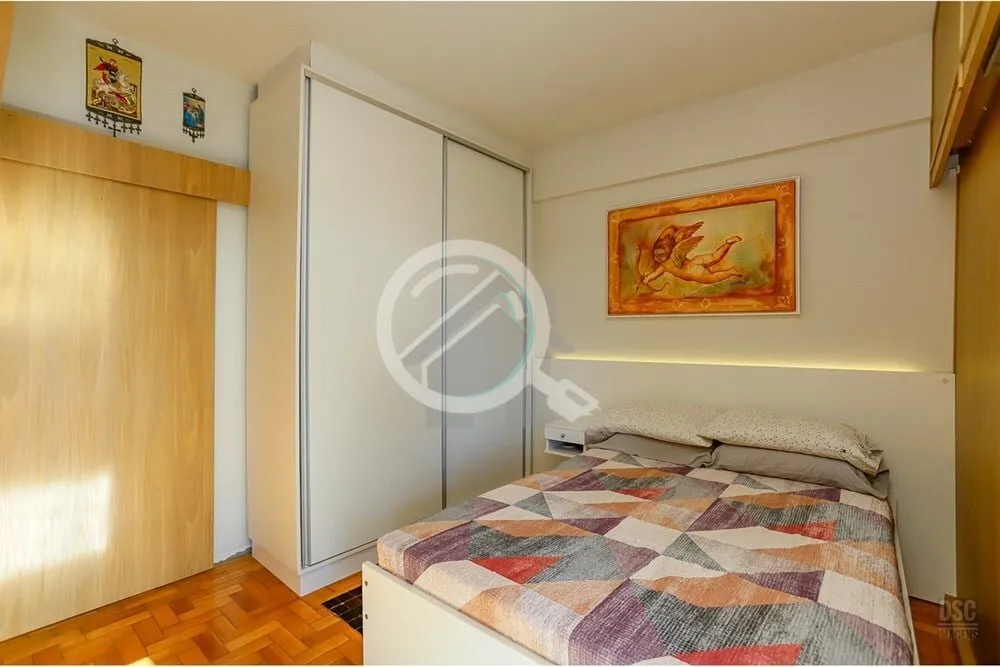 Imagem Apartamento Reformado à Venda no Centro de Rio Grande do Sul Descubra o charme de um apartamento re...