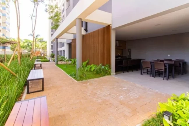 Imagem LAPARQUE - ENGELUX - Apartamento de 41m², 2 dormitórios, com varanda e vaga de garagem!