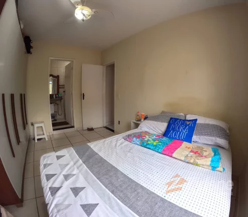 Imagem Apartamento Casa segundo andar de 02 Quartos na Praia do Morro.