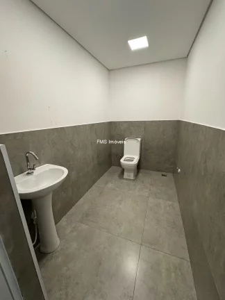 Imagem Loja com 100m2 na Vila Olímpia.