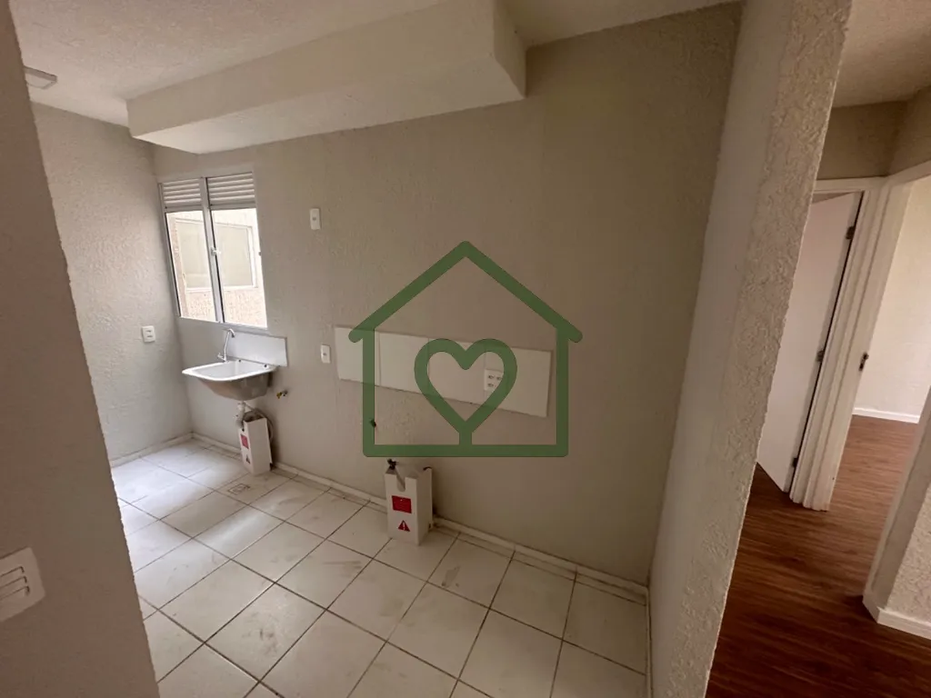 Imagem Venha conhecer esse charmoso apartamento com 2 quartos, 1 sala, 1 banheiro e 1 vaga de garagem, perf...