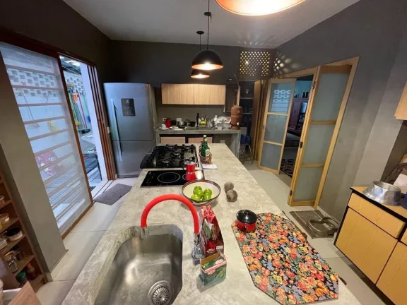 Imagem Casa com 2 Quartos à Venda, 293 m² em Real Parque - São Paulo