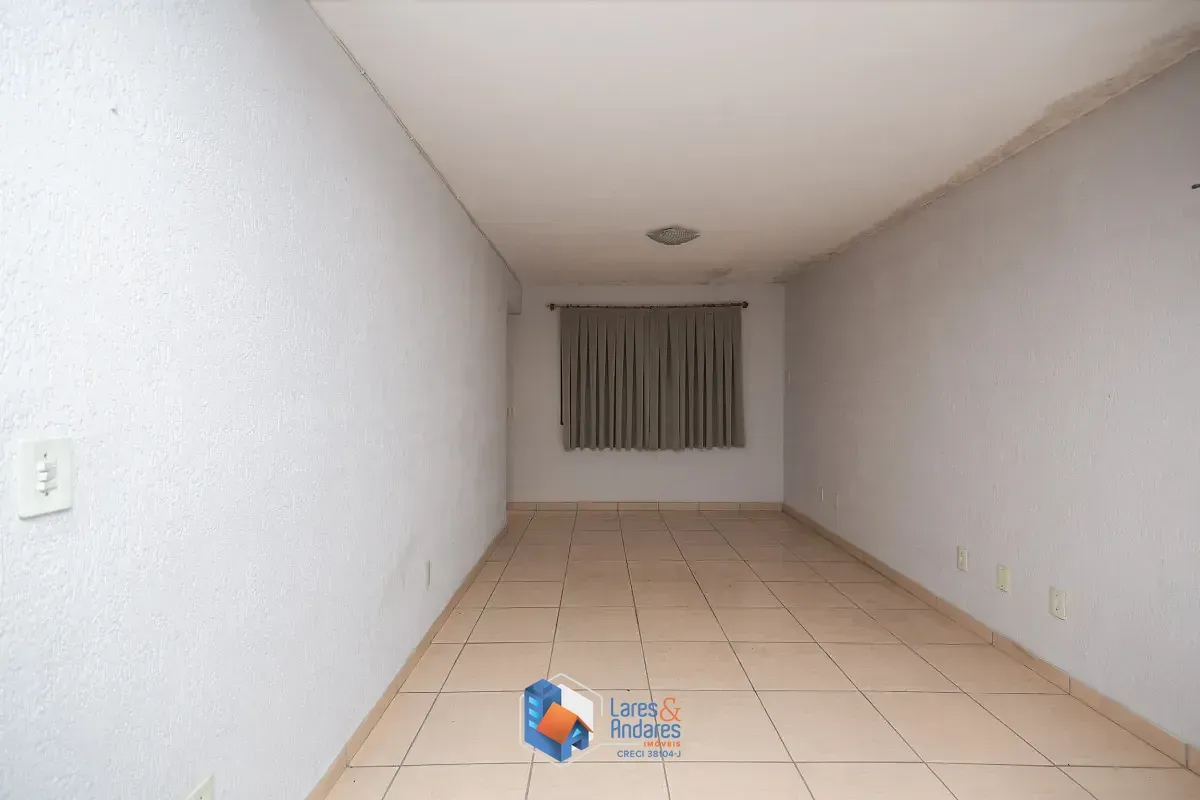 Imagem Casa para venda em Planalto Paulista com 4 quartos, sendo 2 suítes, 290m²