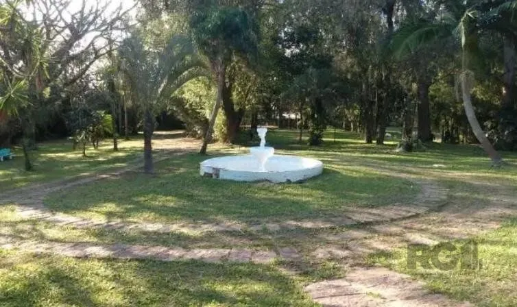 Imagem Vendo um Lindo Sítio de 22ha em Itapuã com Infraestrutura há 3 km do Parque Estadual de Itapuã