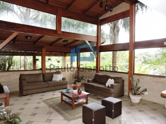 Imagem Exclusividade e Sofisticação: Casa de Alto Padrão na Granja Viana