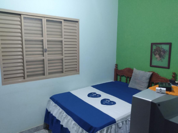 Imagem Casa com 3 Quartos à Venda, 224 m² em Centro - Ituverava
