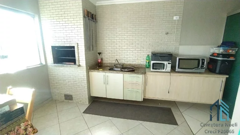 Imagem Prédio Comercial/Residencial a venda com salas comerciais e 04 quartos c/suíte no Campo Comprido em Curitiba PR