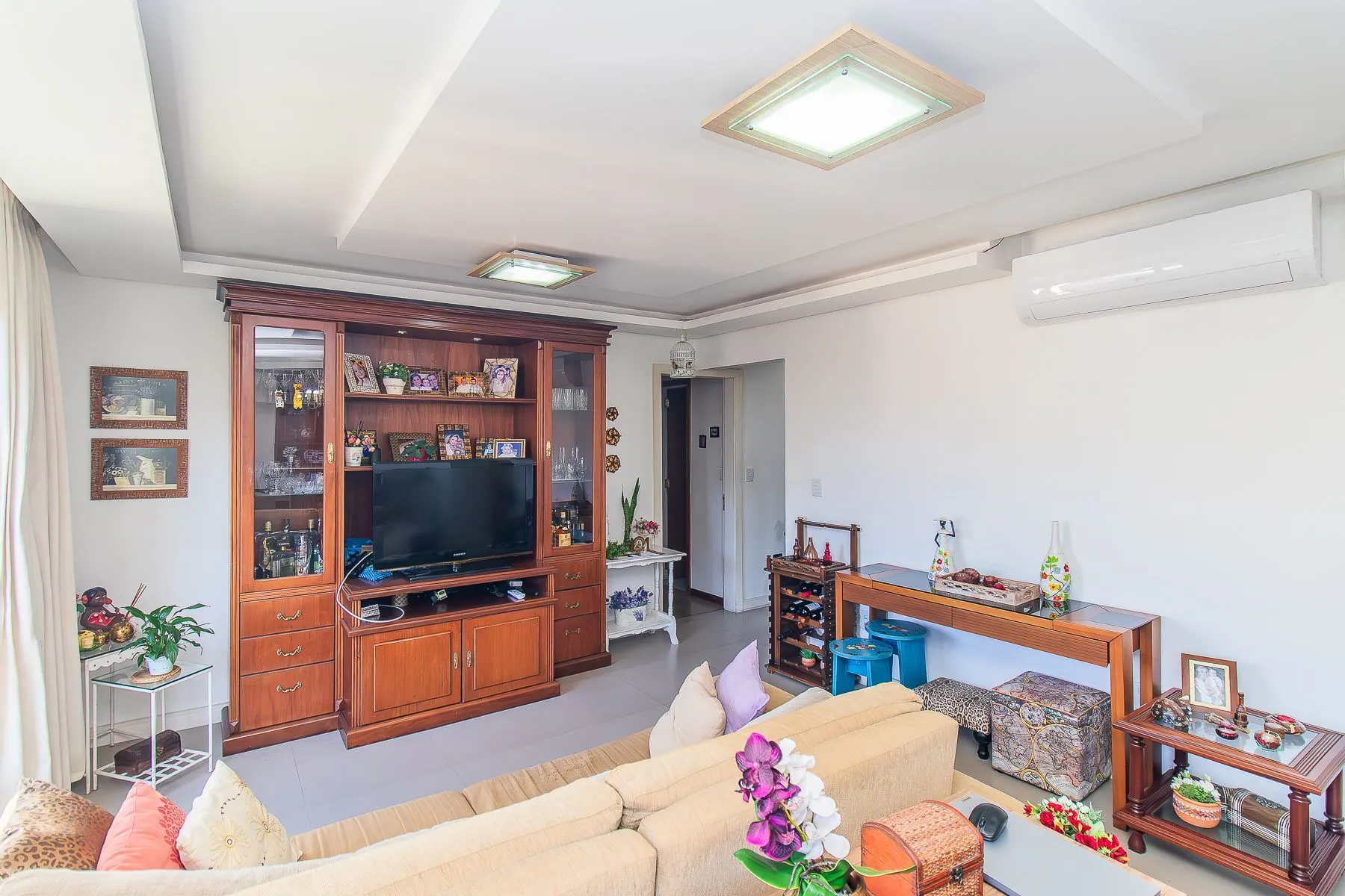 Imagem Apartamento para Venda - 103m², 3 dormitórios, sendo 1 suites, 1 vaga - Centro