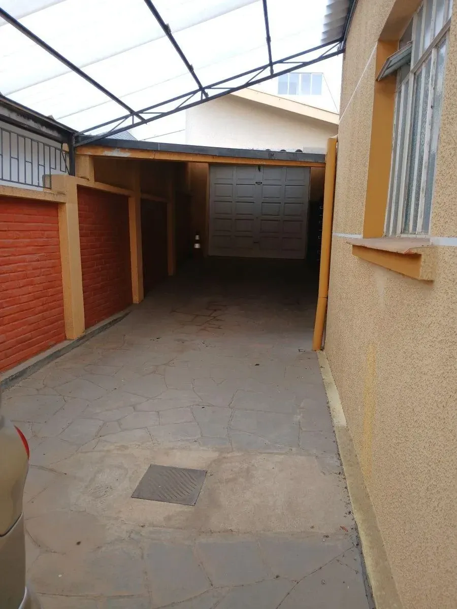 Imagem Casa com 4 Quartos à Venda, 276 m² em Juvevê - Curitiba