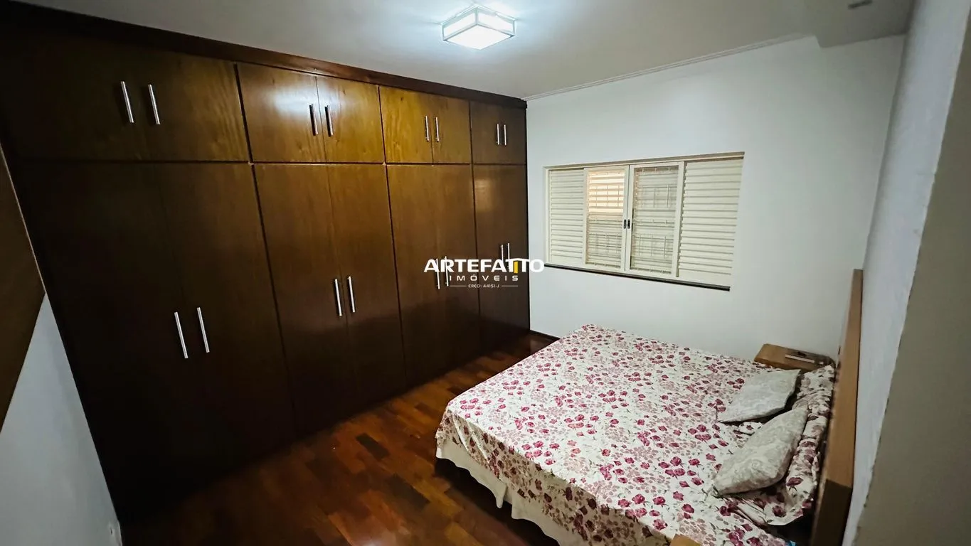 Imagem Casa à venda em Franca, Jardim Guanabara, com 4 quartos, 224m2