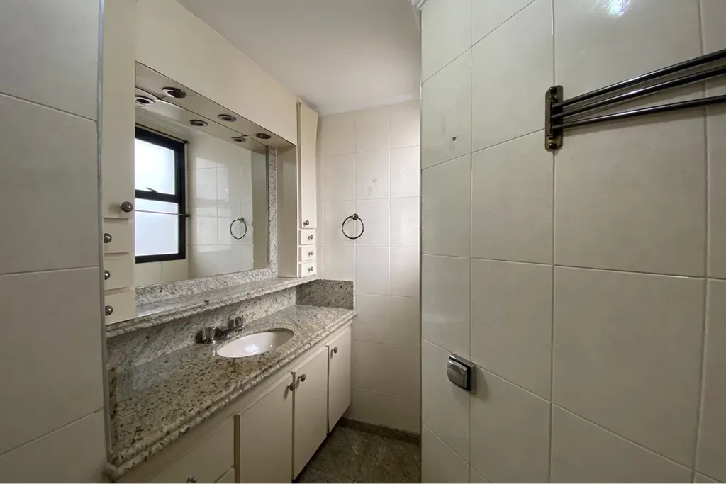 Imagem Apartamento à venda em São Paulo, Campo Belo, com 3 quartos, 105m2