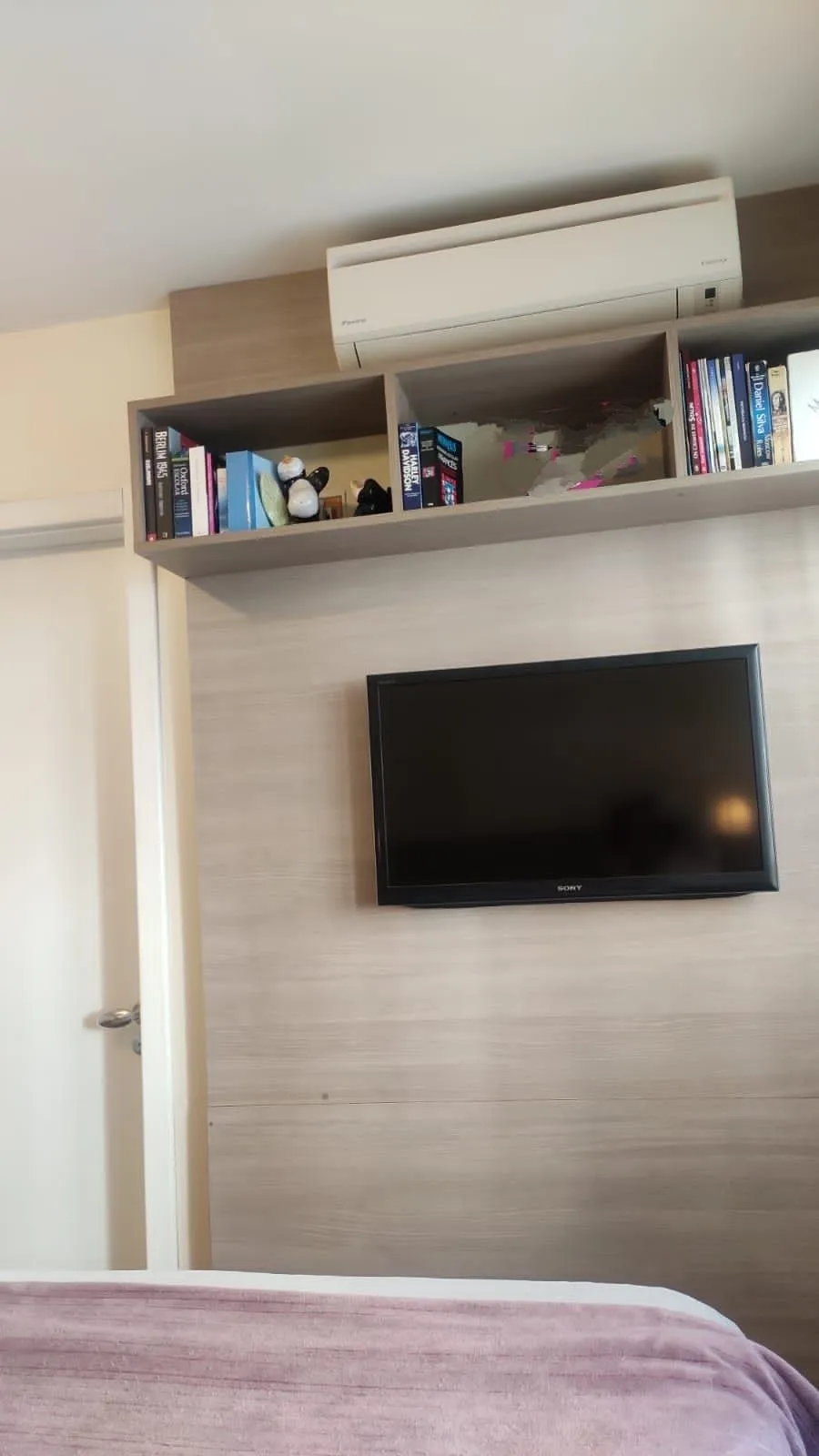Imagem Lindo apartamento semi mobiliado, 3 quartos (1 suíte), churrasqueira e vaga.