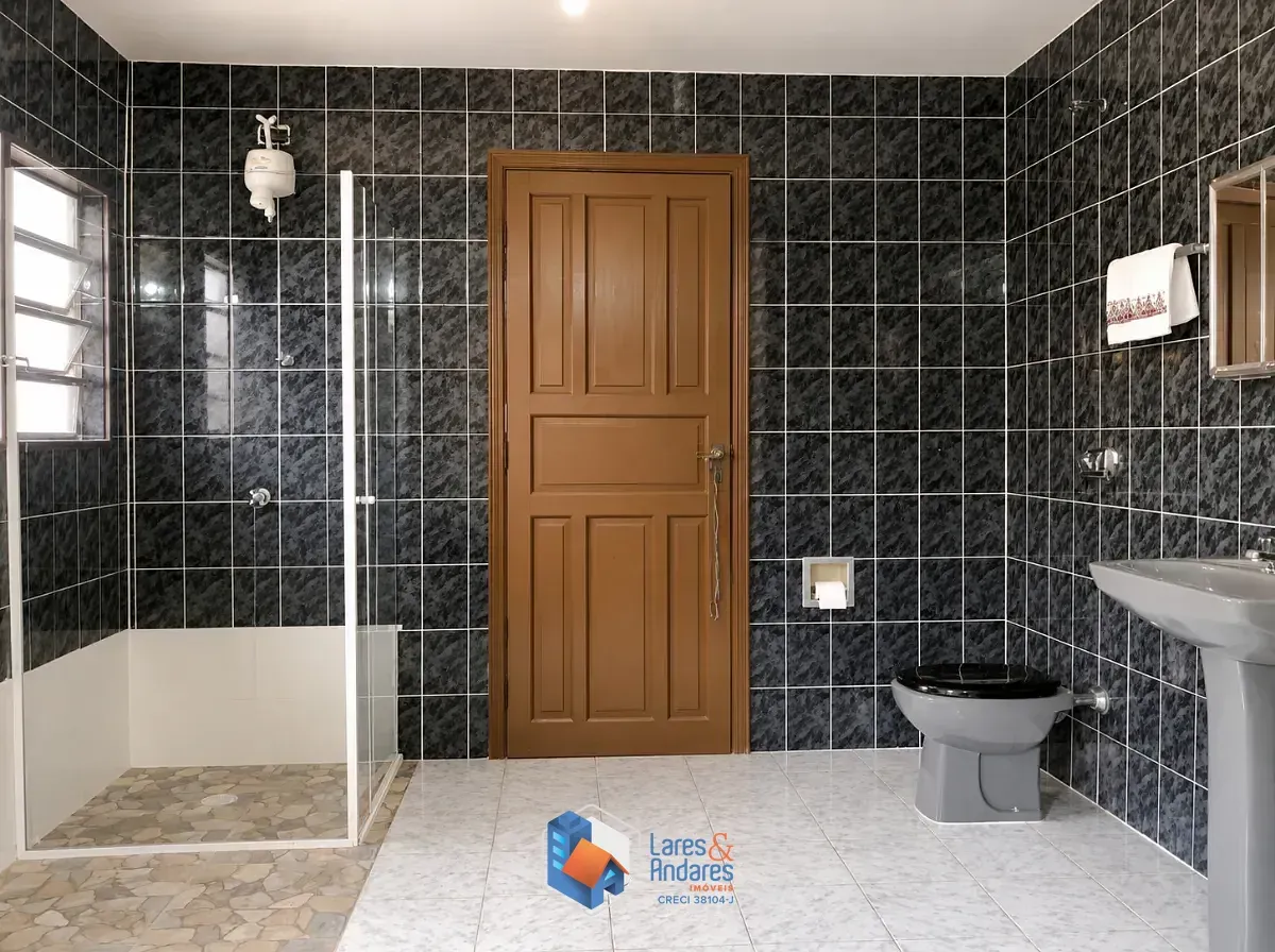 Imagem Sobrado para venda em Jardim Cachoeira com 3 quartos, sendo 1 suíte, 120m²