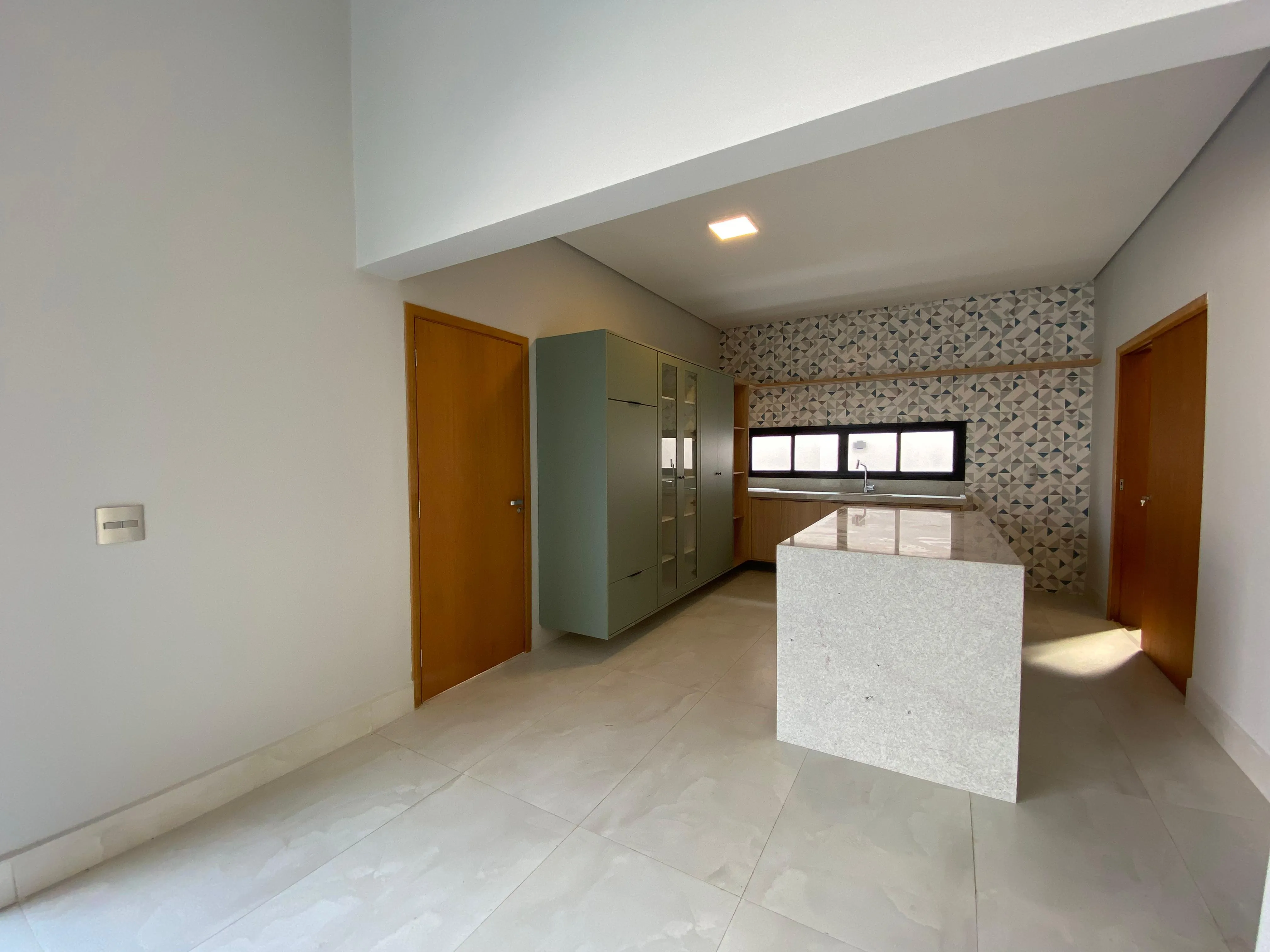 Imagem Linda Casa no Alphaville 3