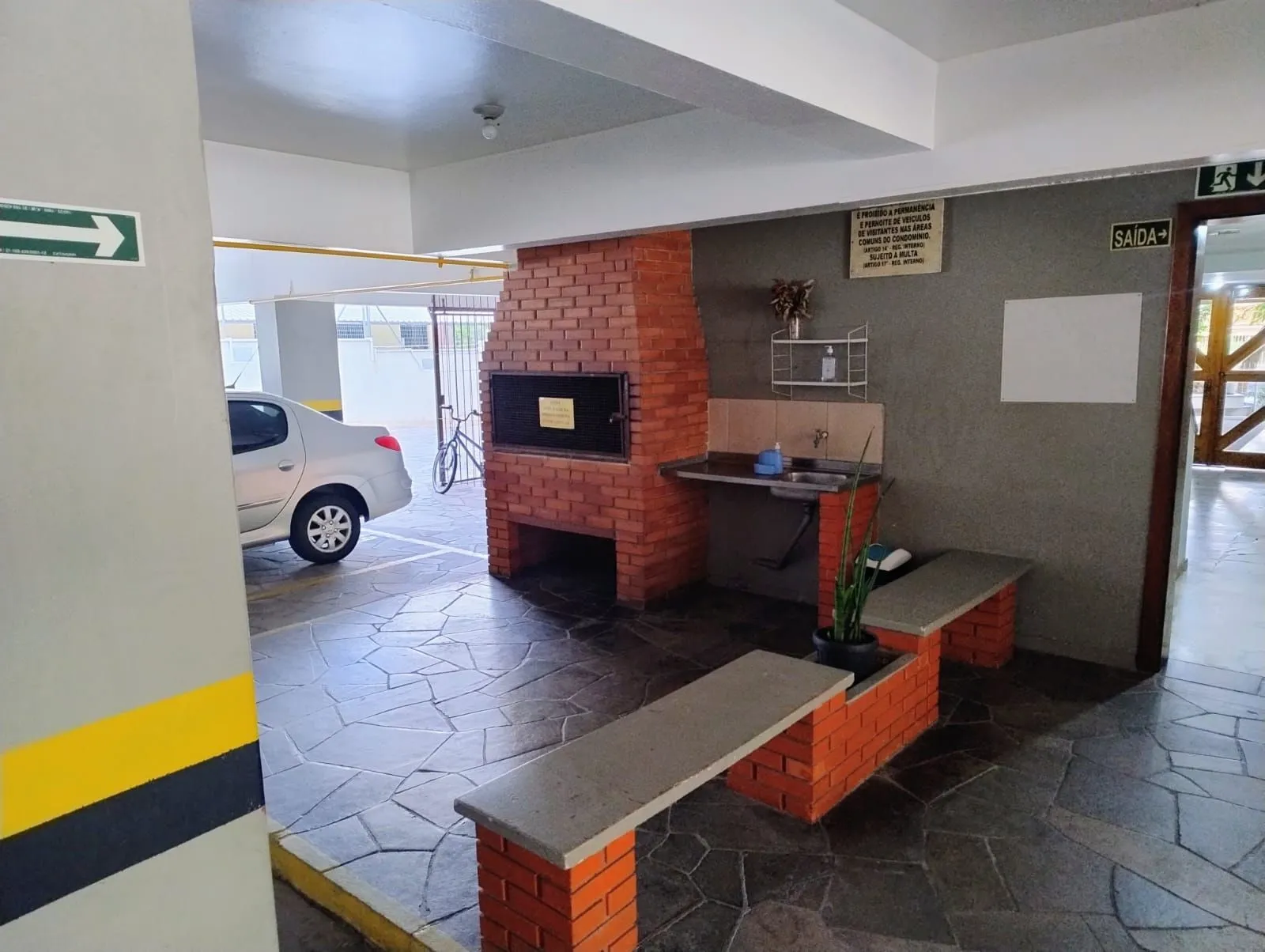 Imagem Apartamento 114 m² privativos 3 dormitórios, 1 suíte, 1 vaga. Cristo Redentor.