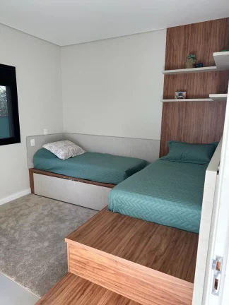 Imagem Casa Térrea Mobiliada com 4 Suítes e Piscina no Condomínio Portal dos Lagos, Boituva