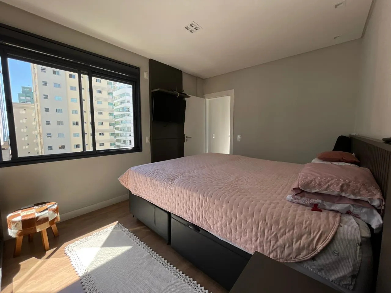 Imagem Apartamento à venda com 98.8m2 por R$ 2.130.000,00