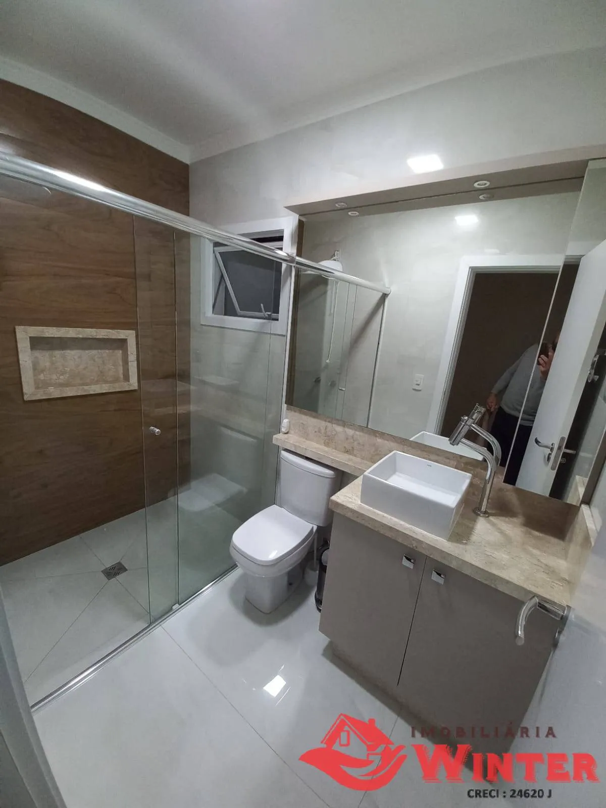 Imagem Casa impecável no Centro de Tupandi.