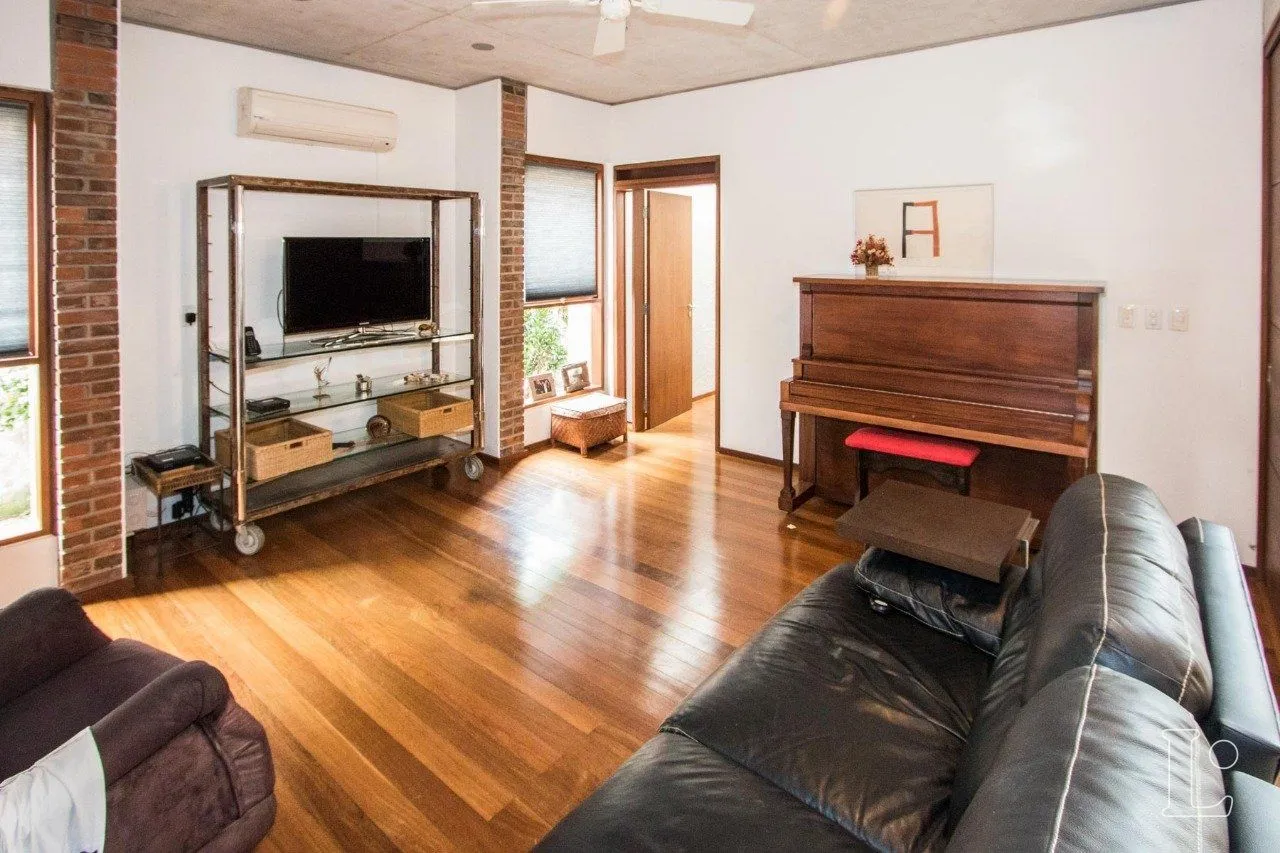 Imagem Casa de Condomínio em Terraville