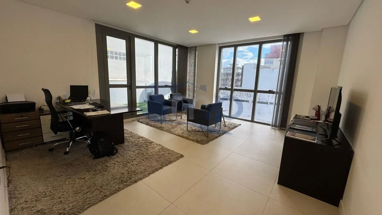 Imagem Sala comercial a venda no centro de Torres/RS