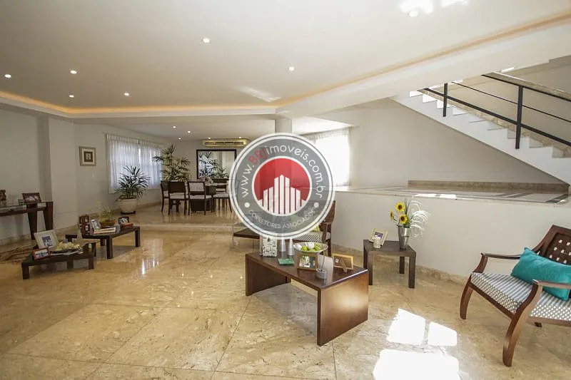 Imagem Casa Alto Padrão a Venda no bairro Barra da Tijuca - Rio de Janeiro, RJ