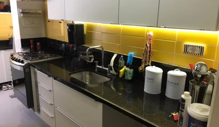 Imagem Apartamento com 2 Quartos à Venda, 60 m² em Santa Teresa - Rio de Janeiro