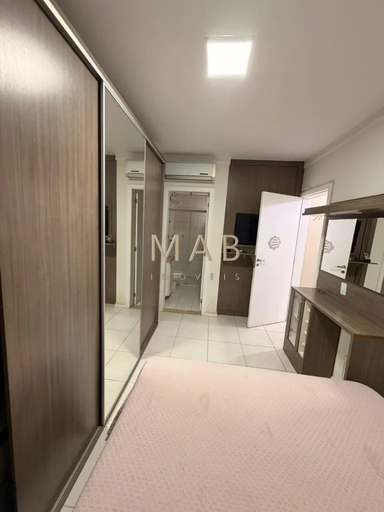 Imagem Apartamento mobiliado a 100metros do mar na Praia dos Ingleses com 110m², área de lazer com Piscina, Financiável via banco,? Florianópolis/SC!