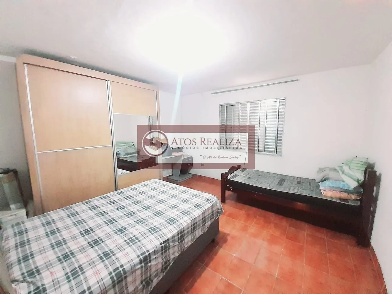 Imagem Casa térrea de 4 dormitórios em Jardim Cliper - São Paulo por R$ 500.000 - Área útil de 120m² e 2 banheiros