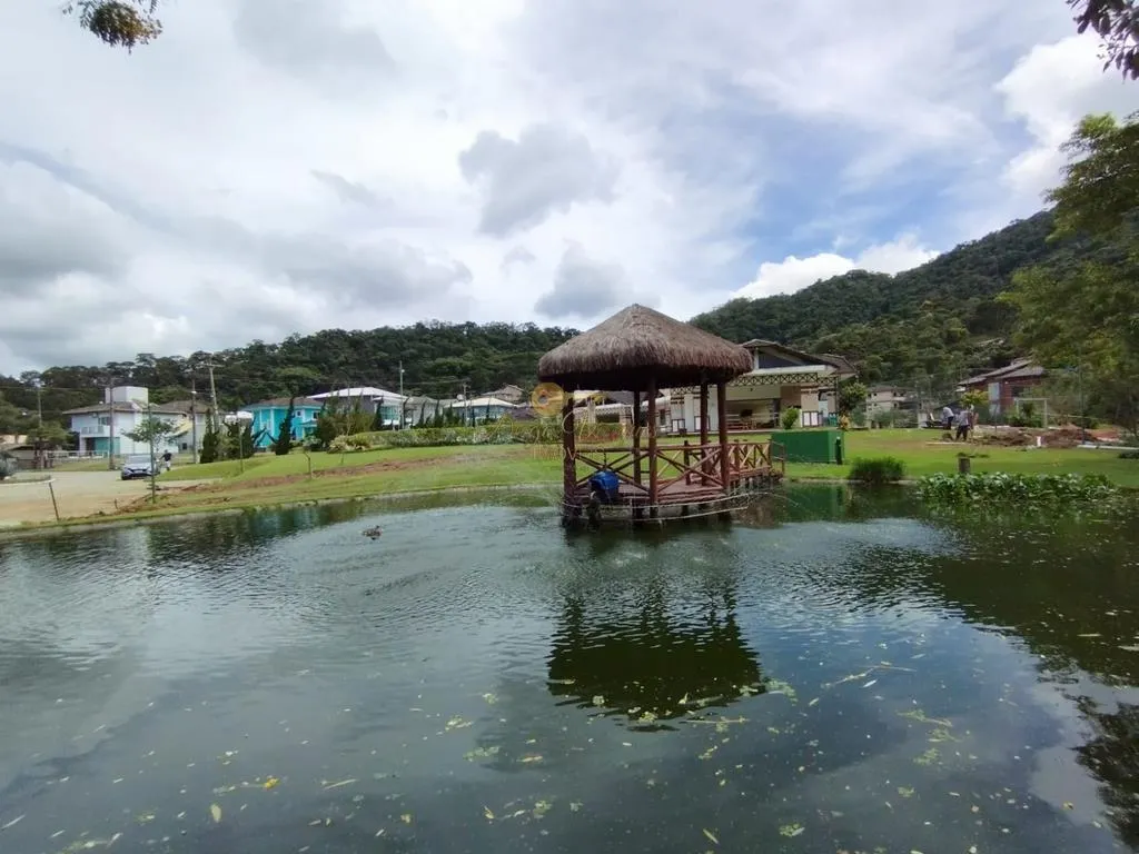 Imagem Terreno em Condomínio para Venda em Teresópolis / RJ no bairro Vargem Grande