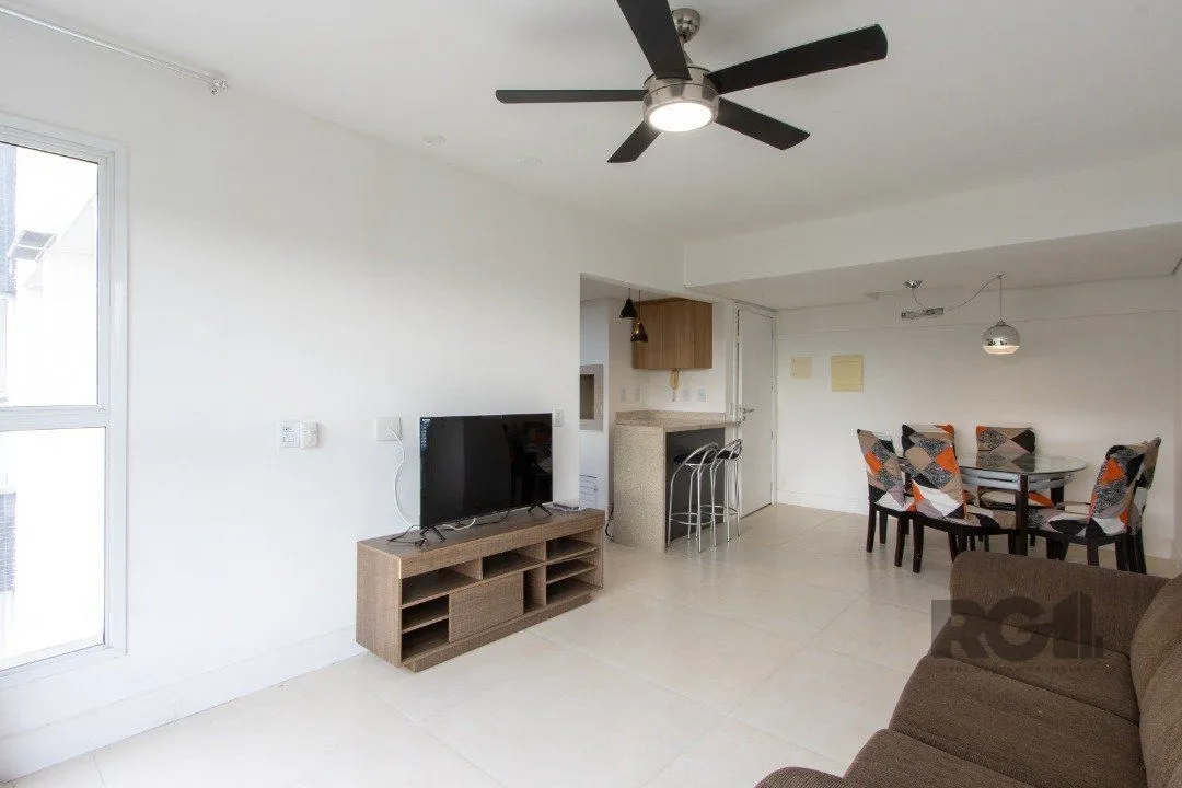 Imagem Apartamento para Venda - 71m², 2 dormitórios, sendo 1 suites, 2 vagas - Camaquã
