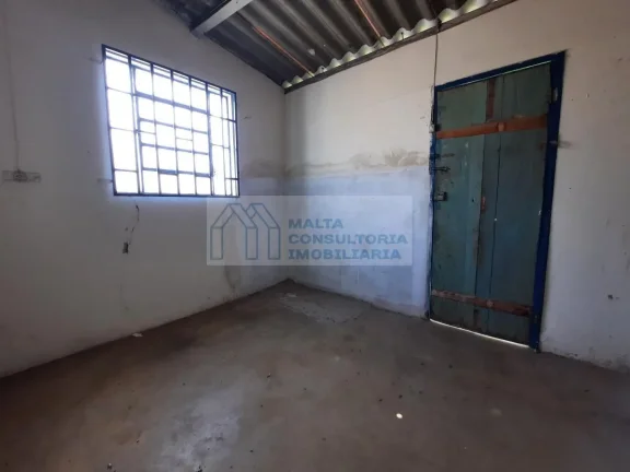 Imagem Casa para Venda em Corinto, Centro, 2 dormitórios, 3 banheiros, 4 vagas