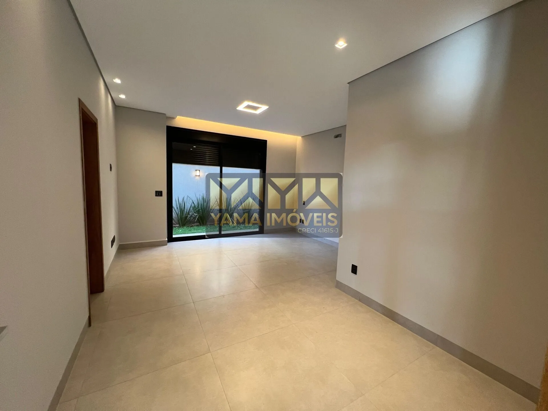 Imagem Casa Alto Padrão em Residencial e Empresarial Alphaville, Ribeirão Preto/SP
