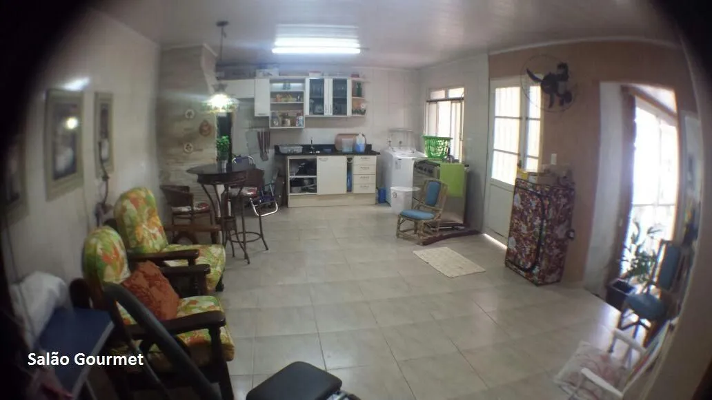 Imagem Ótima casa 3 dormitórios sendo 1 suíte e Salão de Festas