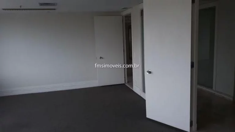 Imagem Conjunto Comercial para alugar Vila Olímpia São Paulo SP