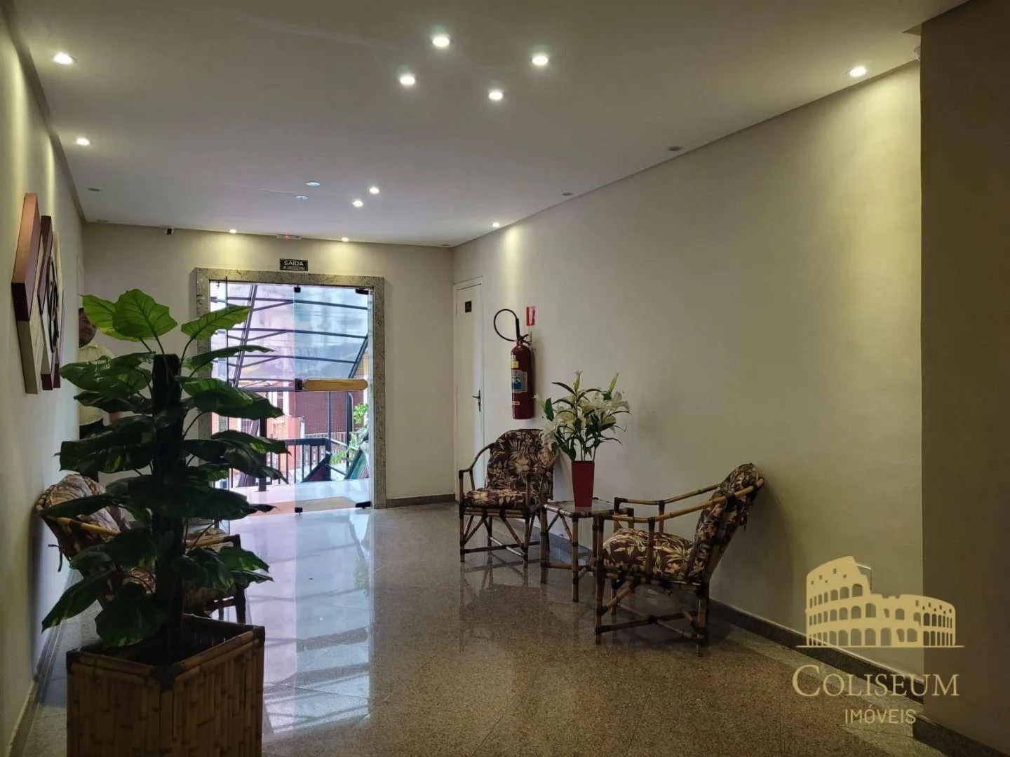 Imagem Apartamento com 1 dormitório à venda, 57 m² por R$ 335.000,00 - Vila Assunção - Praia Grande/SP
